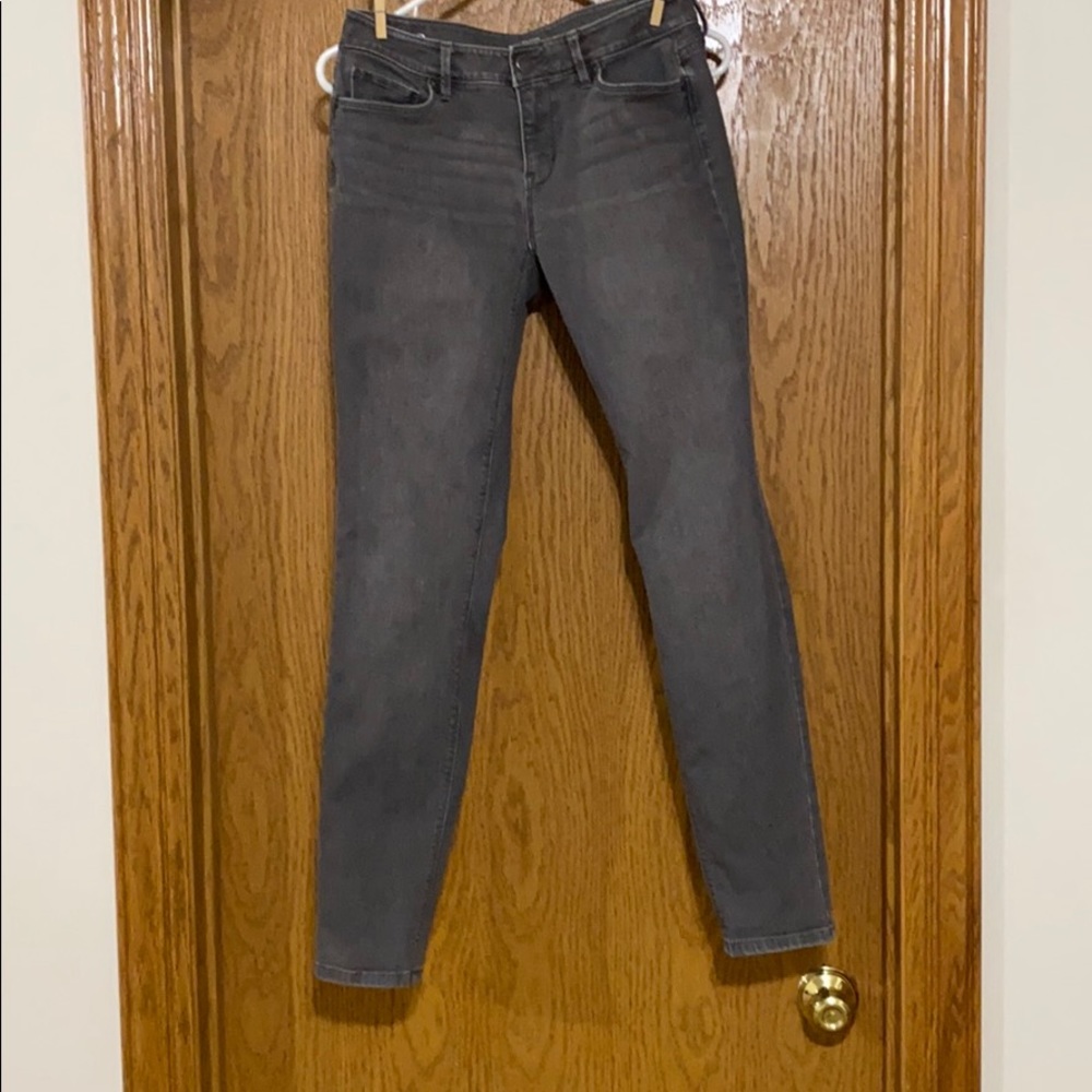 Ann Taylor LOFT Gray Curvy Skinny Jeans.